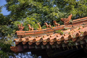 Mythological roof figures at the Confucius Temple in Qufu